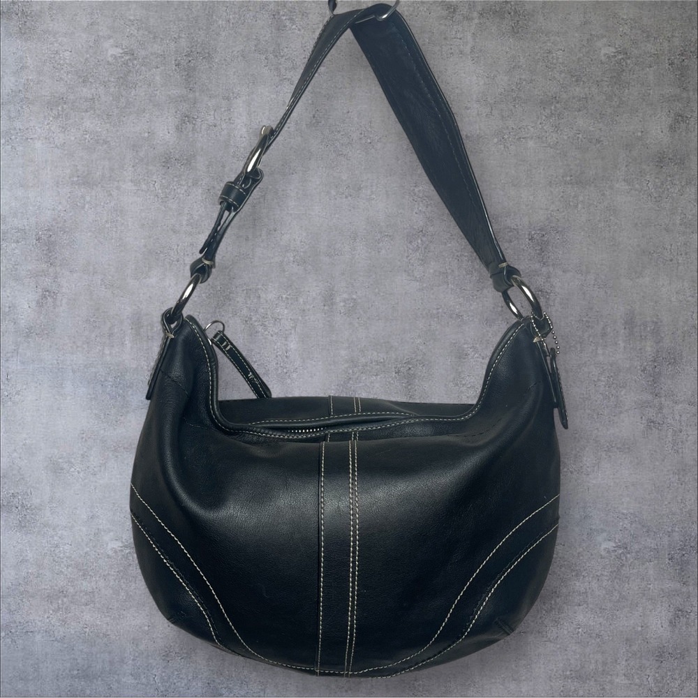 Coach Soho Vintage Y2K  Black Leather Hobo Shoulder Bag  F10908 Silver Hardware